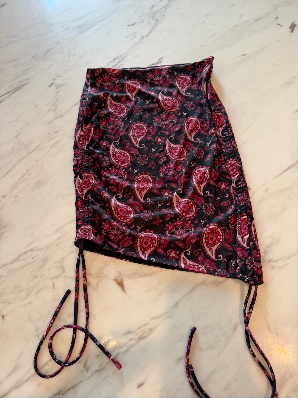 Tiger Mist Paisley Ruched Side-Tie Mini Skirt - Black and Pink